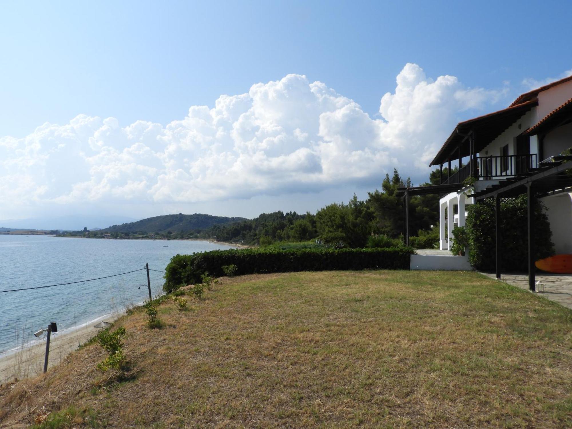 Sangue Blu Beachfront Villa Apartment Άγιος Νικόλαος Εξωτερικό φωτογραφία