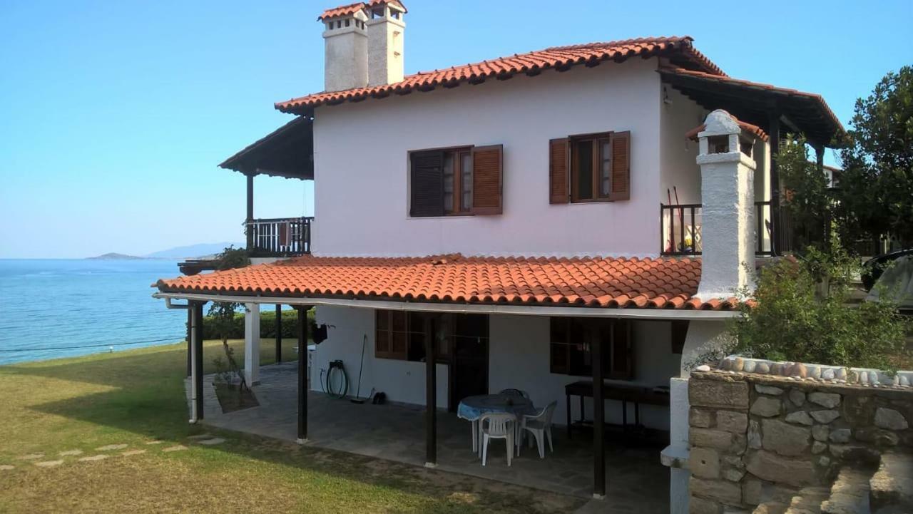 Sangue Blu Beachfront Villa Apartment Άγιος Νικόλαος Εξωτερικό φωτογραφία